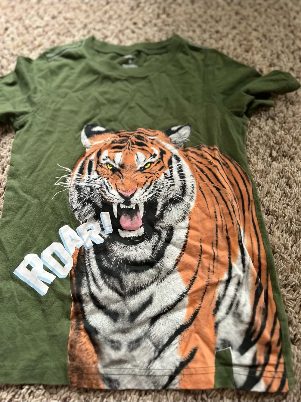 💙3/$15🆕Carter's Olive Green Tee with Orange Tiger Graphic
